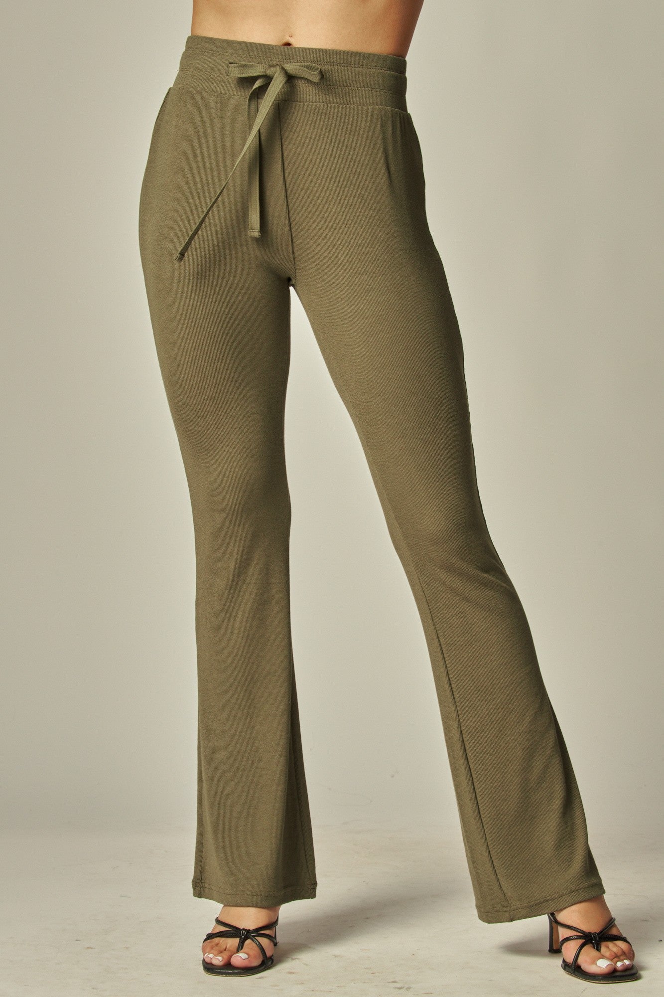 Women's Ribbed Knit Flare Leg Lounge Pant - LVPJOLIE10P